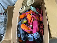 Partij diverse crocs (19x) - afbeelding 1 van  5
