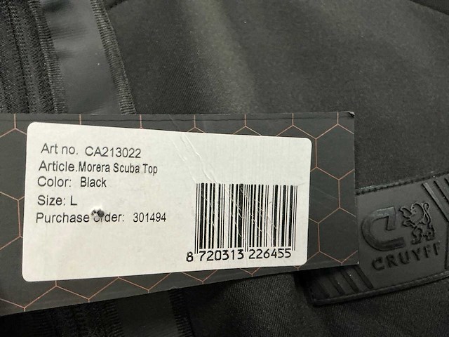 Partij diverse cruyff vesten/broeken/tshirts (52x) - afbeelding 9 van  11