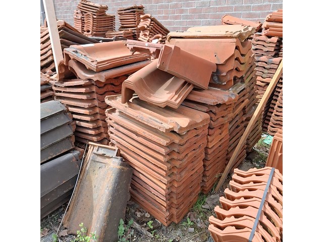 Partij diverse dakpannen - afbeelding 5 van  6