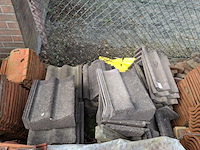 Partij diverse dakpannen - afbeelding 4 van  4