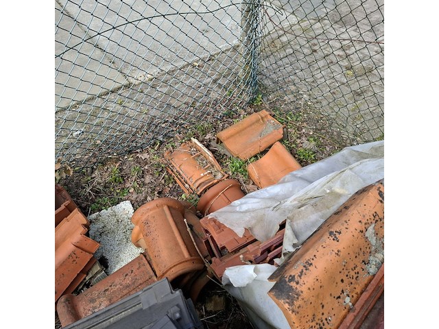 Partij diverse dakpannen - afbeelding 5 van  5