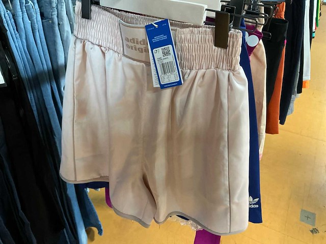 Partij diverse dames sport shorts o.a nike/adidas/lacoste etc (15x) - afbeelding 3 van  15