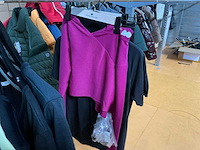 Partij diverse dames sport tops o.a adidas/under armour/nike etc (48x) - afbeelding 4 van  13