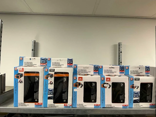 Partij diverse dc-ac power inverters (18x) - afbeelding 1 van  5