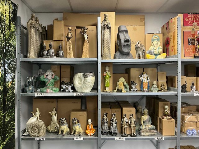 Partij diverse decoratie beelden (120x) - afbeelding 1 van  7