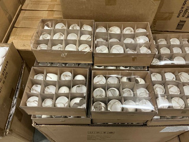 Partij diverse decoratie eieren (120x) - afbeelding 2 van  4