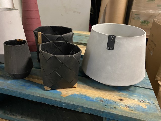 Partij diverse decoratie vazen - afbeelding 3 van  8