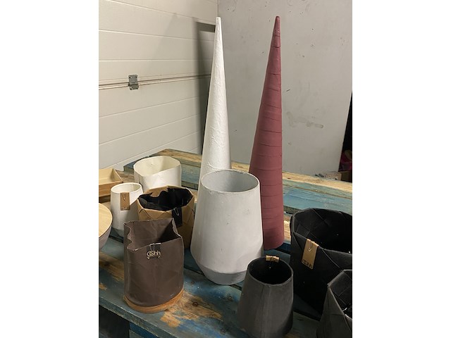 Partij diverse decoratie vazen - afbeelding 4 van  8