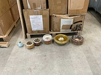 Partij diverse decoratiematerialen - afbeelding 3 van  8