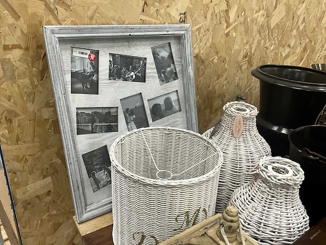 Partij diverse decoratiematerialen - afbeelding 4 van  14