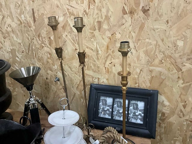 Partij diverse decoratiematerialen - afbeelding 11 van  14