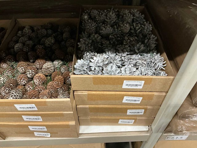 Partij diverse decoratieve artikelen (2365x) - afbeelding 9 van  11