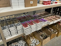 Partij diverse decoratieve vlinders (1260x) - afbeelding 1 van  9