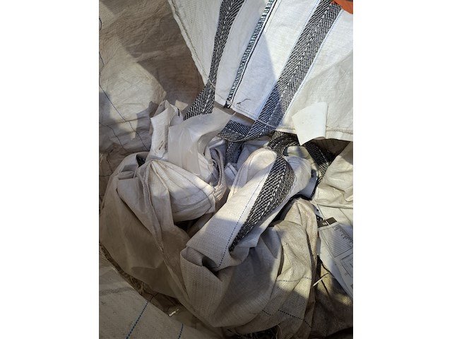 Partij diverse dekkleden en bigbags - afbeelding 2 van  5