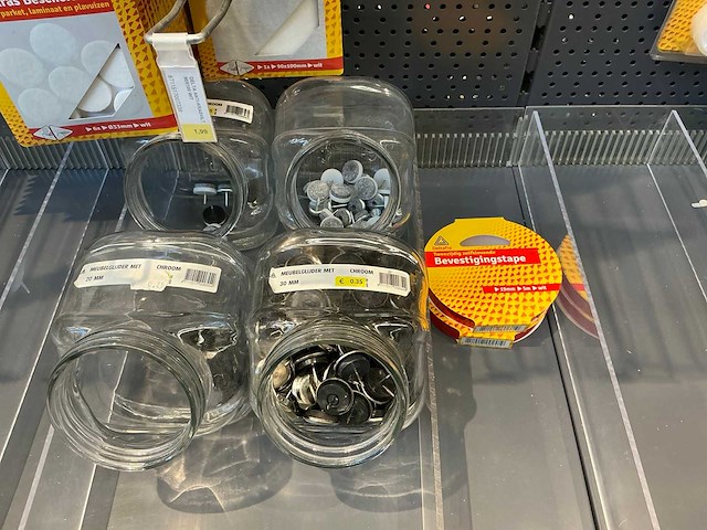 Partij diverse deltafix viltglijders/anti-kras/snelglijders/tape/textielband/etc (485x) - afbeelding 22 van  22