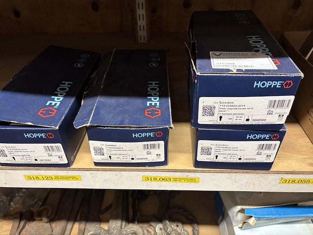 Partij diverse deurkrukken en schilden - afbeelding 2 van  18