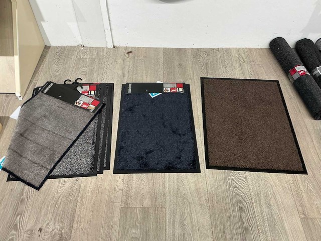 Partij diverse deurmatten (15x) - afbeelding 3 van  4