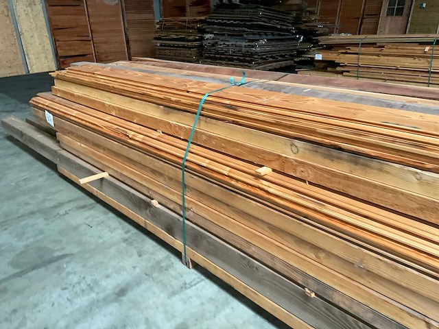 Partij diverse douglas planken lengte 500-700 cm - afbeelding 8 van  14
