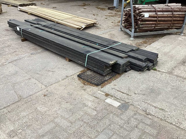 Partij diverse douglas planken - afbeelding 2 van  5