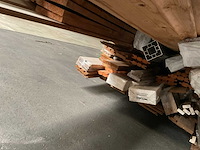 Partij diverse douglas redcedar planken lengte 250-400 cm. - afbeelding 2 van  11