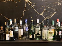 Partij diverse dranken (aangebroken) o.a. bacardi martini vermouth extra dry, safari, pisang ambon & coebergh classic - afbeelding 1 van  6