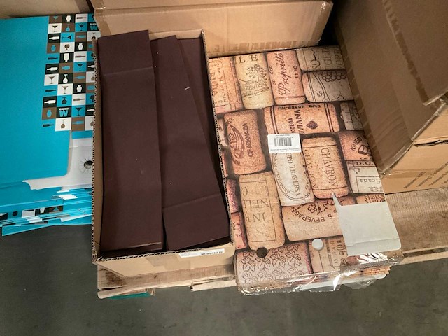 Partij diverse drankverpakkingen - afbeelding 3 van  6