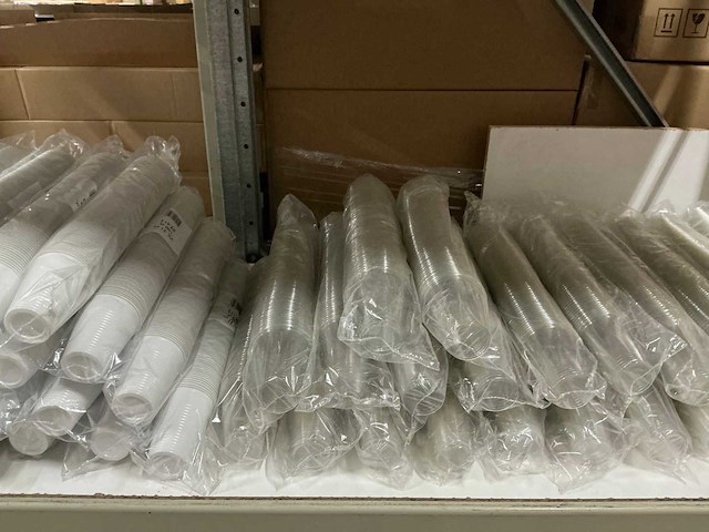 Partij diverse drinkbekers/draagtrays - afbeelding 9 van  13