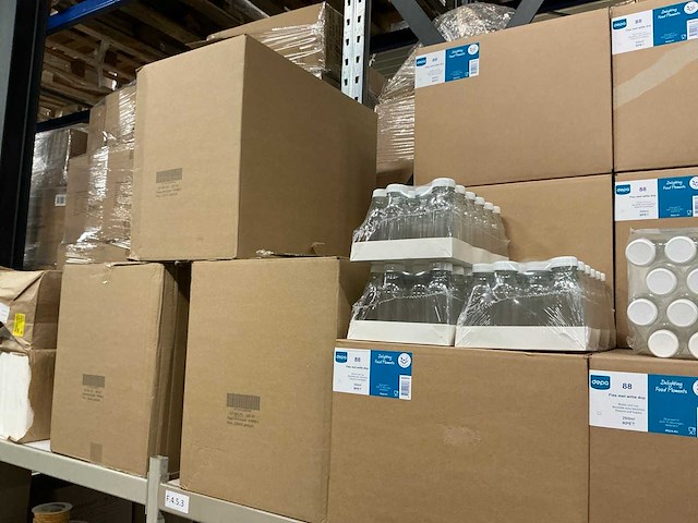 Partij diverse drinkflessen - afbeelding 2 van  5