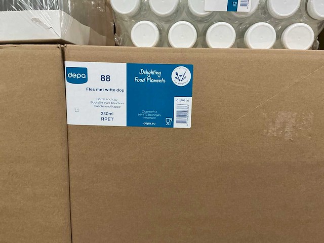 Partij diverse drinkflessen - afbeelding 3 van  5