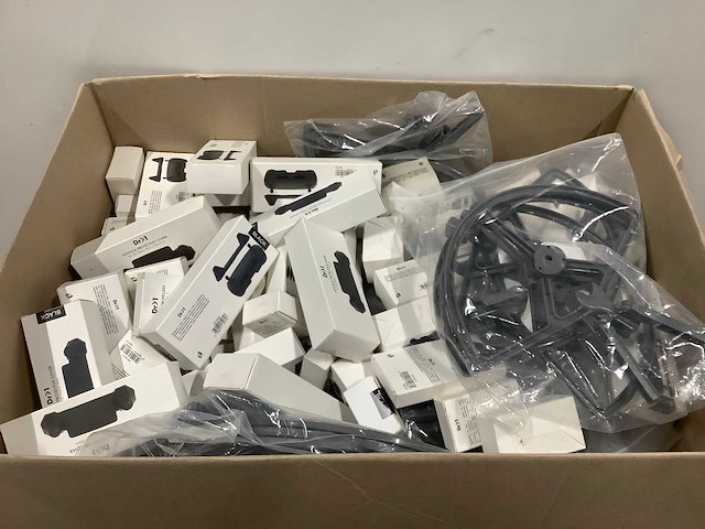 Partij diverse drone accessoires (100x) - afbeelding 1 van  3