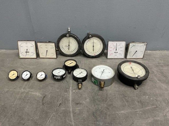 Partij diverse drukmeters (14x) - afbeelding 1 van  9