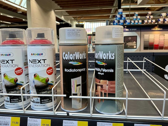 Partij diverse dupli-color/karakter/colorworks/etc spray paint (29x) - afbeelding 4 van  10
