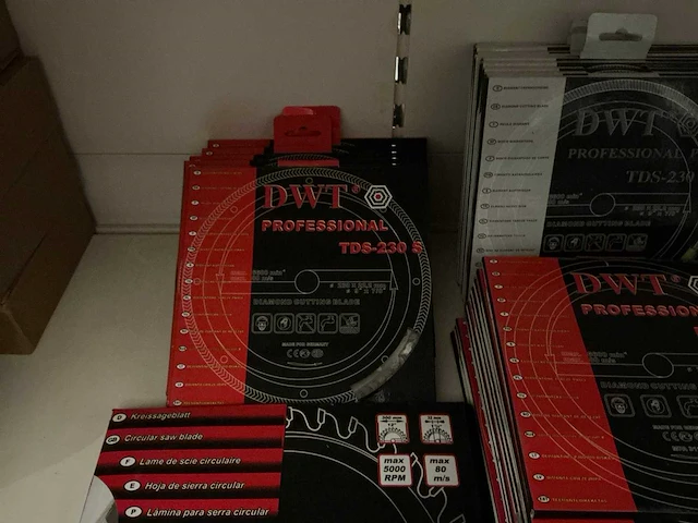 Partij diverse dwt zaagbladen/diamantschijven (90x) - afbeelding 2 van  10