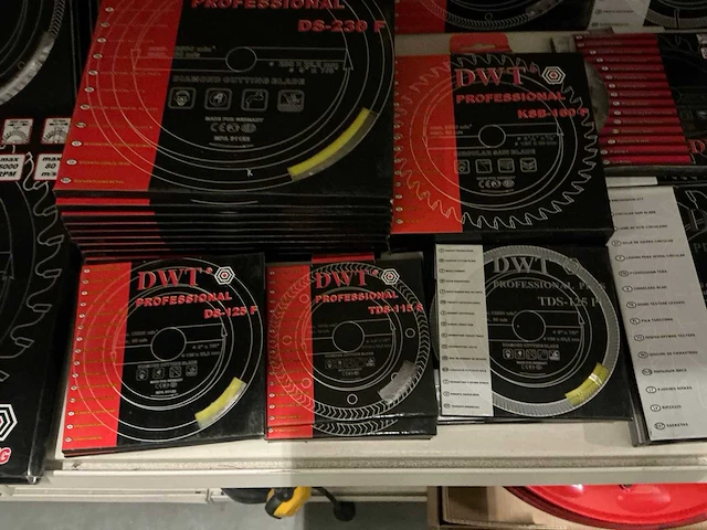 Partij diverse dwt zaagbladen/diamantschijven (90x) - afbeelding 9 van  10