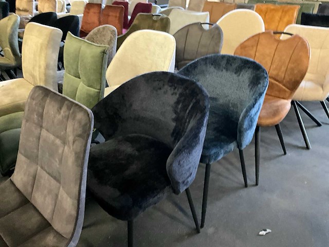 Partij diverse eetkamerstoelen (30x) - afbeelding 15 van  18