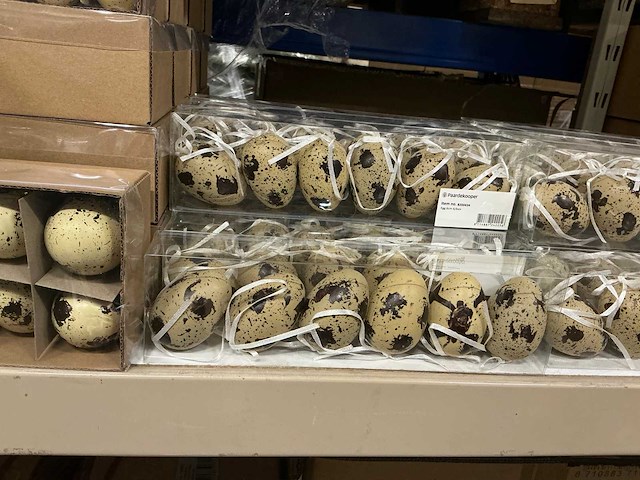 Partij diverse eieren decoratie (85x) - afbeelding 2 van  6