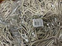 Partij diverse elastieken 1kg per zak (150x) - afbeelding 10 van  11
