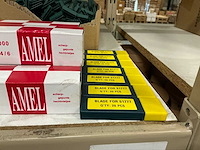 Partij diverse elastieken/gartnerbast/nietjes/etc (118x) - afbeelding 12 van  12