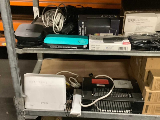 Partij diverse electronica - afbeelding 11 van  12