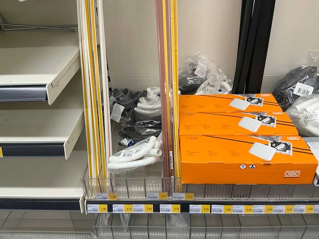 Partij diverse elektra toebehoren (163x) - afbeelding 3 van  7