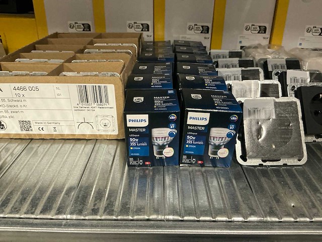 Partij diverse elektra toebehoren - afbeelding 2 van  15