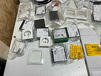 Partij diverse elektratoebehoren - afbeelding 8 van  11