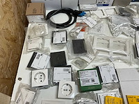 Partij diverse elektratoebehoren - afbeelding 7 van  11