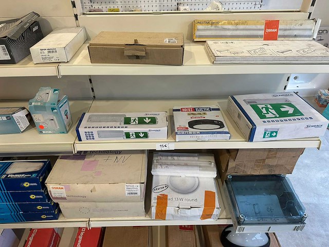 Partij diverse elektriciteits goederen - afbeelding 7 van  22