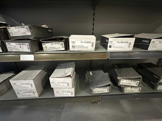 Partij diverse elektriciteits goederen - afbeelding 8 van  22