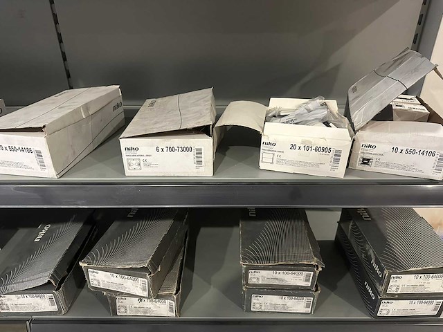 Partij diverse elektriciteits goederen - afbeelding 13 van  22