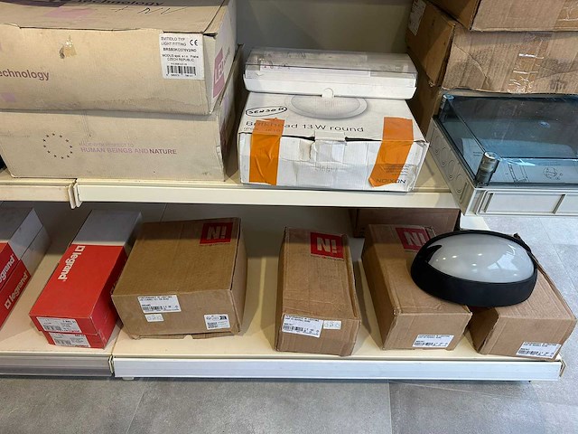 Partij diverse elektriciteits goederen - afbeelding 17 van  22