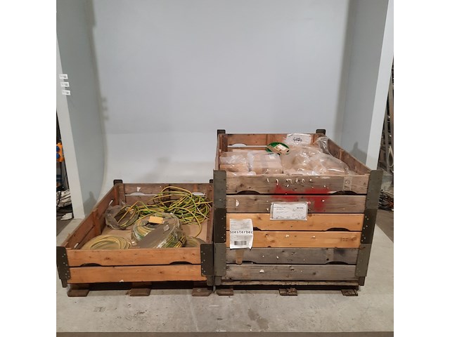 Partij diverse elektrische draden - afbeelding 1 van  12