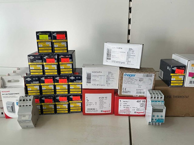 Partij diverse elektro benodigdheden (42x) - afbeelding 3 van  5