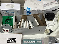 Partij diverse elektromaterialen - afbeelding 11 van  27
